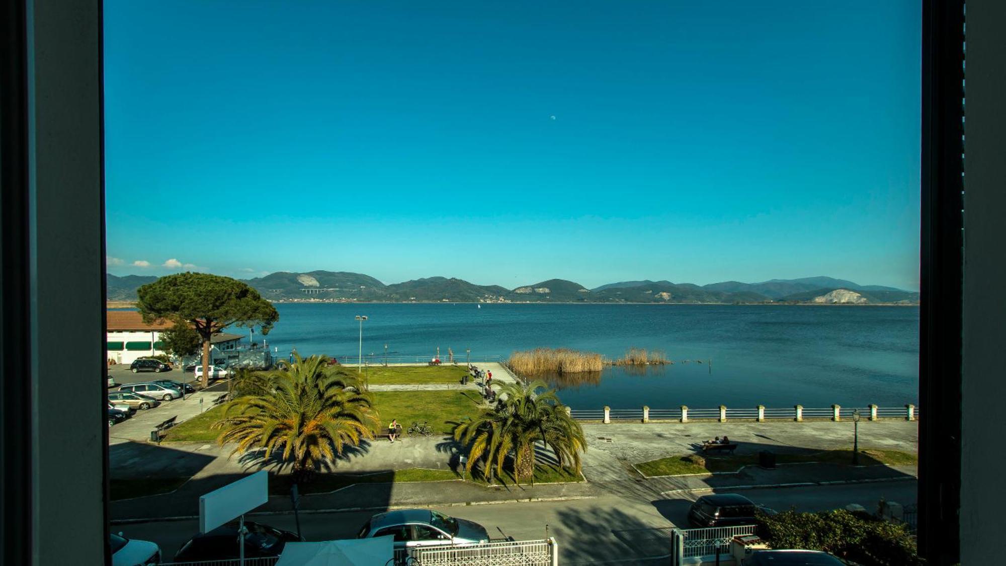 Hotel Butterfly - We Suite Torre del Lago Puccini Exterior foto