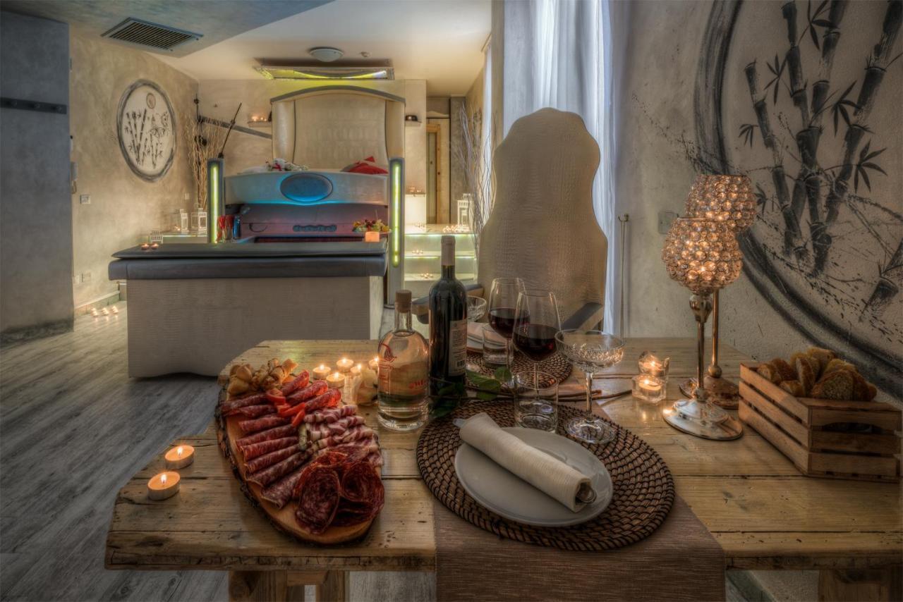 Hotel Butterfly - We Suite Torre del Lago Puccini Exterior foto